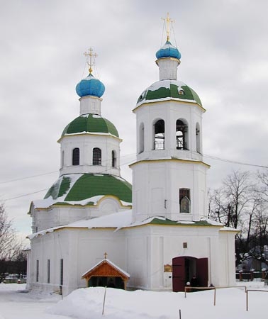 Церковь ясенево петра. Петропавловская Церковь в Ясенево.