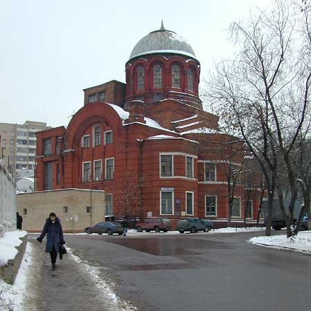 Большая грузинская храм георгия. Храм Георгия Победоносца в грузинах. Храм Святого Георгия в грузинах. Богослужение в храм Георгия Победоносца в грузинах. Храм Георгия Победоносца в грузинах фото.